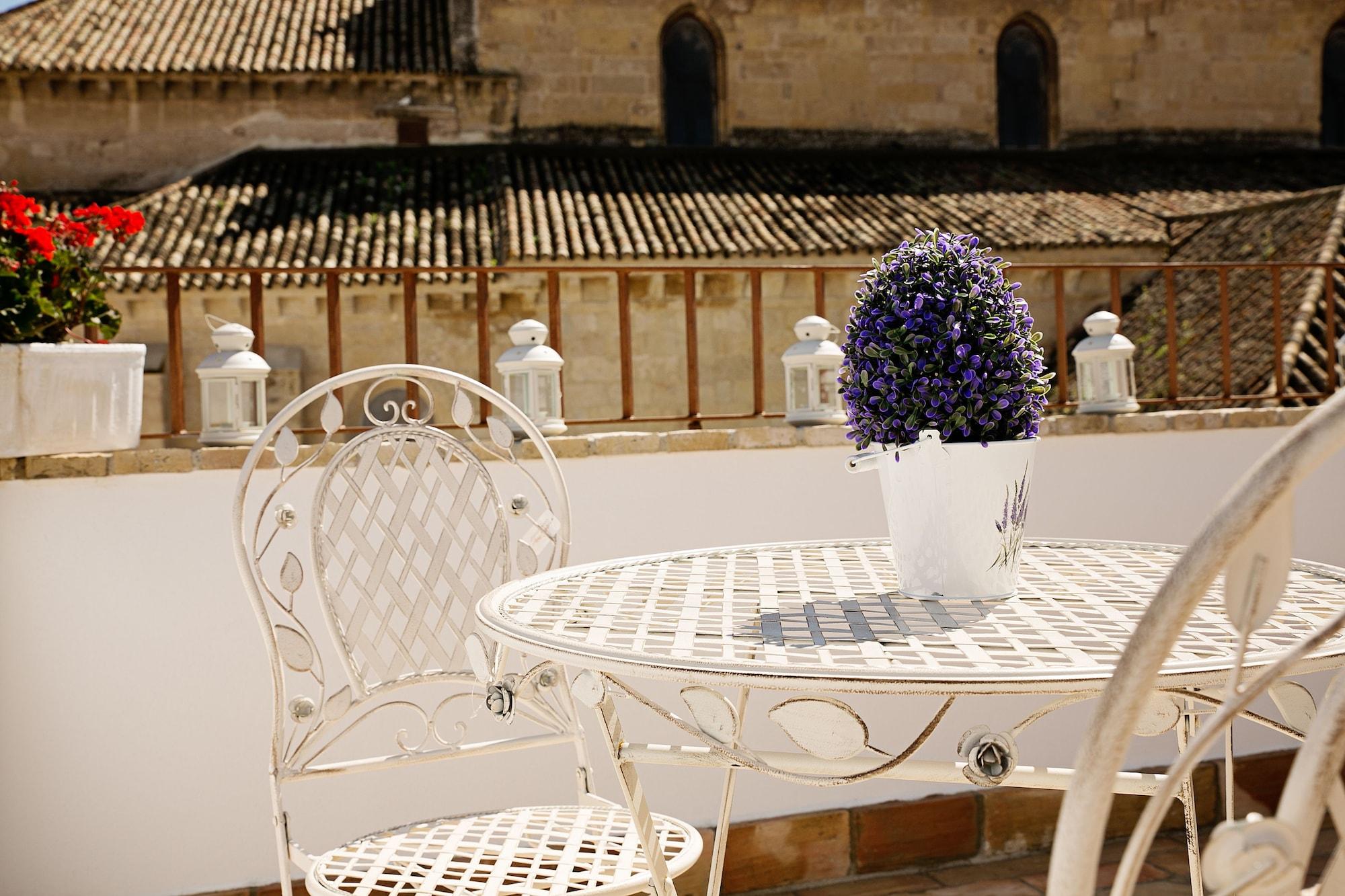 קורדובה Suites La Posada De Pilar מראה חיצוני תמונה