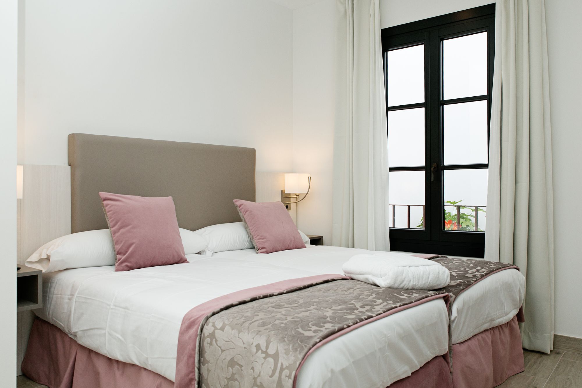 קורדובה Suites La Posada De Pilar מראה חיצוני תמונה